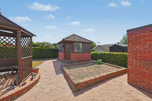 Carnoustie Avenue Walton
